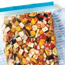 Recette De Ratatouille Au Tofu A La Mijoteuse Coup De Pouce Whole Food Recipes Freezer Crockpot Meals Vegan Slow Cooker