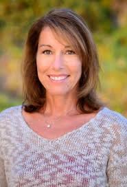 Cindy Murray's Instagram, Twitter & Facebook