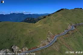南投 仁愛 俊秀合歡山群峰 層層山巒 無限雲海 台灣風景 空拍攝影記錄 1817box部落格 痞客邦 country roads natural landmarks landmarks
