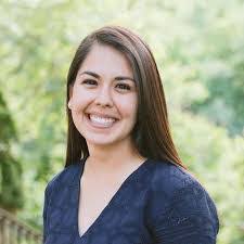 Anna Setzer's Instagram, Twitter & Facebook