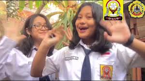 Logo ini adalah logo lembaga smp negeri 1 cihaurbeuti, yang didominasi warna biru. Calon Ketua Dan Wakil Ketua Osis Smp Negeri 16 Surabaya Tp 2020 2021 Aloysiana Gita Salma Aprilia Youtube