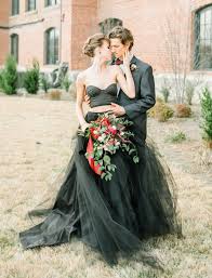 Black And Green Wedding Dress 23 Romantic And Stylish Black Wedding Dresses White Wedding Dresses Green Wedding Dresses Gothic Wedding Dress