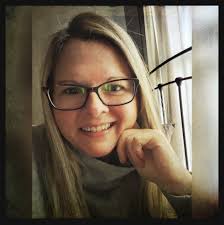 Is the secret history worth finishing ? I'm 90 pages in and I want to DNF.