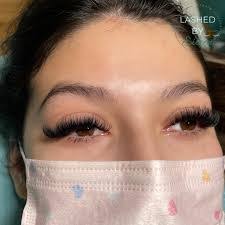 Eileen Lash's Instagram, Twitter & Facebook