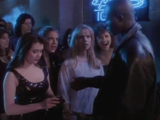 Blue Iguana | 90210 Wiki | Fandom