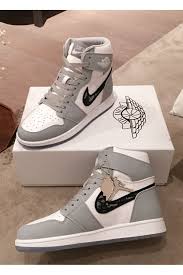 Dior X Air Jordan 1 High Og Limited Sneakers For Women And Men In 2020 White Nike Shoes Jordan Shoes Girls Nike Air Shoes