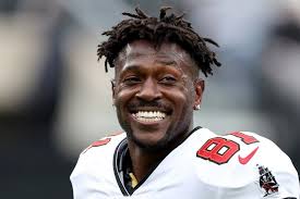 Antonio Brown Seemingly Compares Himself to 'The Beatles', Jesus
