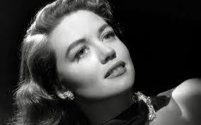 Eloise Malone's Instagram, Twitter & Facebook