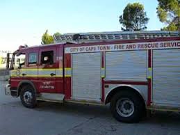 One firefighter was injured and being treated at a hospital, according to the cape town fire and rescue department. Fire Engine Of Fire Department Cape Town South Africa Responding 2nd Of February 2010 Youtube