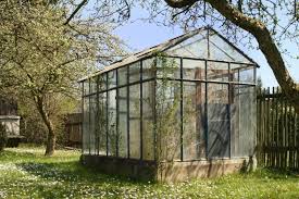 Abri de jardin en bois d occasion. Chauffer Sa Serre De Jardin Gamm Vert