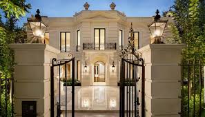 A custom home is one that is specially designed to meet the specifications of the person who commissioned it. Toorak Custom Builders Archives Custom Homes Magazine