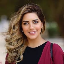 Mona Elder's Instagram, Twitter & Facebook