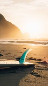 This Pretty Tropical Surfing Sunset Theme Iphone And Android Hd Wallpaper Is Optimized For Any Hd Screen Phone Ondas De Surfe Coisas De Praia Imagens Esteticas