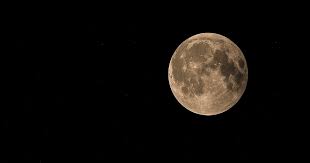 O altă teorie spune că luna este copilul pământului. Cum A Aparut Luna Enigmatica Ro