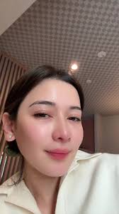 Iris Wullur: Selebriti Sinetron dan Foto Pernikahan