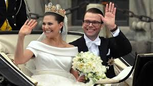 Královská rodina se však zatím neodebrala do bezpečného ústraní, svoji podporu zdravotníkům vyjadřuje tváří v tvář. Extralife Cz Vzlety A Pady Svedske Kralovske Rodiny Tragedie Nevery I Spojeni S Nacisty