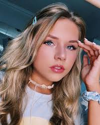 Sarah Graysun Sarah Celebrities Beauty