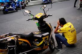 外卖骑手，困在系统里| 涨姿势