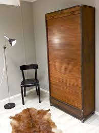 Xl Rolladenschrank Mit Metallkanten Vintage Mobel Upcycling Praktisch