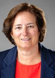 Lisa Doering's Instagram, Twitter & Facebook