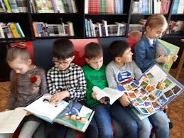 Ziua Internaţională A Cărţii Pentru Copii Cel Mare Photo
