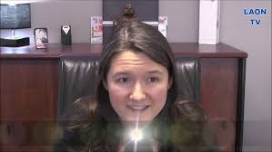 Marie Soller, conseillère municipale d'opposition de Laon, a commandé un  sondage pour sa notoriété.