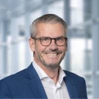 Aaron Kipfer's Instagram, Twitter & Facebook