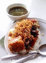 Rawon Krengsengan Dengan Empal Suwir Pak Pangat Purimas Surabaya
