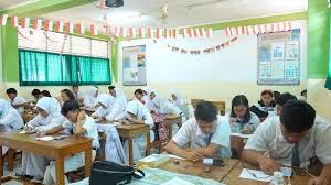 Di akhir try out juga ada pembahasan soal soal yang akan membuat anda semakin paham. Lebih Dari 280 000 Siswa Ikuti Tryout Online Nasional Di Aplikasi Ruangguru Seperti Utbk Sebenarnya Warta Kota