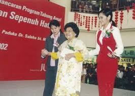 Mahathir mohamad wife siti hasmah mohamad ali lifestyle, family, biography | #lifestyle360news. 4 Amazing Things You Might Not Have Known About Our First Lady Tun Dr Siti Hasmah