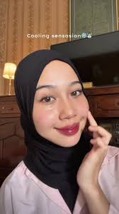 Perfect moisturizer to repair your skin barrier? Glow Barrier jawabannya🤍✨  Ringan, calming, dan bantu pulihin kulit yang lagi sensitif, kemerahan,  atau over-exfoliated. Kulit balik jadi tenang dan ...