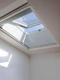 insektenschutz insektenschutz rollo fur dachfenster auch zum einhangen starlinefix von insetto on dachfenster rollo dachfenster dachzimmer einrichten