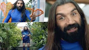 Sébastien chabal is a french former rugby union player. Very Strange French Rugby Legend Chabal Is A Currency Fairy Daily Mail Online