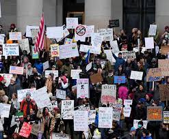 Protesters in Cities Across US Rally Against Trump's Policies, Project 2025  and Elon Musk | The Well News | Pragmatic, Governance, Fiscally  Responsible, News & Analysis