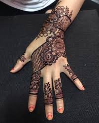 1.0.6 cara mengukir henna sederhana di tangan. Minimalis Dedaun Lingkaran Bunga Trend Inai Raya 2019 Gempak