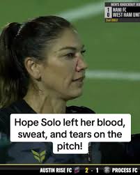 Hope Solo Leads Solo FC to Quarterfinals Victory