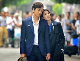 الممثل الكوري Song Seung Heon والمطربة الصينية Liu Yifei على وشك الزواج Et Asia