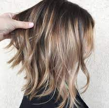 60 Fun And Flattering Medium Hairstyles For Women Thin Hair Haircuts Hair Styles Hairstyles For Thin Hair