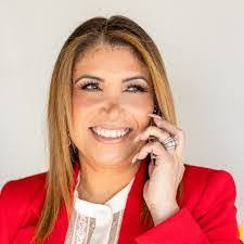 Erika Busch's Instagram, Twitter & Facebook