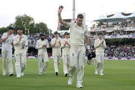 The umpiring has not been great in this test match. India Vs England 2nd Test Day 2 Highlights Tourists Bundled Out For 107 Anderson Grabs A Fifer Mykhel