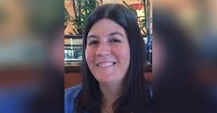 Stephanie Applegate's Instagram, Twitter & Facebook