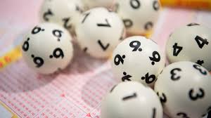 Sie fragen sich welche lottozahlen samstag zum glück geführt haben? Lotto Am Samstag Die Gewinnzahlen Und Quoten Vom 09 01 2021 Sudwest Presse Online