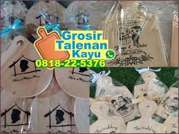 Jika kamu ingin berkarya seni rupa 2 dimensi, baik itu seni lukis maupun gambar, maka kamu memerlukan peralatan dan bahan untuk melukis dan menggambar di media yang kamu gunakan. Doodle Dari Talenan 0818 22 5376 Whatsapp Talenan Kerajinan Bunga Souvenir Pernikahan