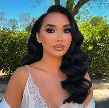 Heyy guys I am looking for bridal hair and makeup ! Mandeville or Slidell  La ! Looking for something like this ! 💋