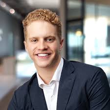 Meet Our Team of Advisors