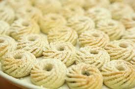 معمول بعجوة التمر date filled maamoul ramadan desserts middle eastern desserts arabic food