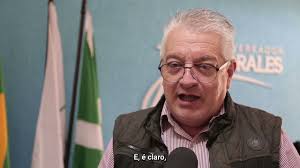 Novo presidente do Comtur visita Presidência da Câmara e debate futuro do  turismo — Câmara Municipal de Foz do Iguaçu