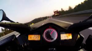 The model was the successor to the vfr750f and shares the v4 engine configuration with the honda vf and vfr series. Honda Vfr 800 Vtec Acceleration 0 230km H Youtube