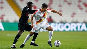 Sivasspor is playing next match on 8 may 2021 against başakşehir fk in süper lig.when the match starts, you will be able to follow sivasspor v başakşehir fk live score, standings, minute by minute updated live results and match statistics.we may have video highlights with goals and news for. Goztepe Beat Sivasspor 1 0 In Turkish Super Lig