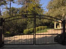 Maybe you would like to learn more about one of these? 395a Arched Gate Design At Www Ccoigateandfence Com Driveway Gate Double Swing Gate Electric Iron Fence Gate Wrought Iron Driveway Gates Iron Gates Driveway